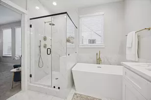 719 Thornton Rd, Houston, TX 77018 - Photo 30