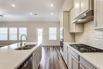 2165 Woodland Pine Drive, Conroe, TX 77384 - Photo 24