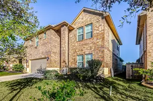 2165 Woodland Pine Dr, Conroe, TX 77384 - Photo 1