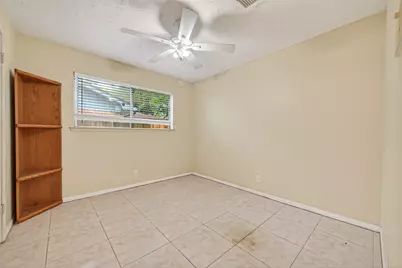 9318 Benning Drive, Houston, TX 77031 - Photo 24