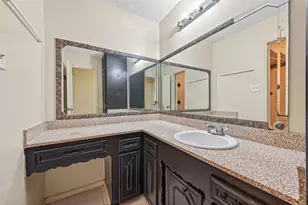 9318 Benning Dr, Houston, TX 77031 - Photo 26