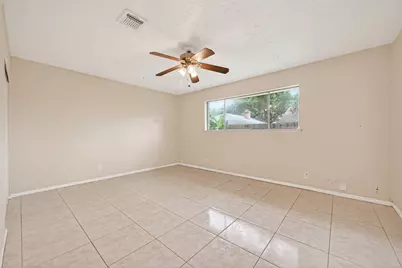 9318 Benning Drive, Houston, TX 77031 - Photo 30