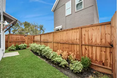 7504 Carver Road #E, Houston, TX 77088 - Photo 44