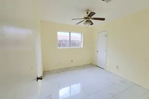 12935 Southspring Dr, Houston, TX 77047 - Photo 18