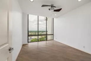 1111 Bering Dr, Houston, TX 77057 - Photo 18