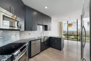1111 Bering Dr, Houston, TX 77057 - Photo 2