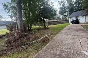 1707 Lone Eagle Cir, Crosby, TX 77532 - Photo 2