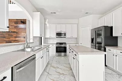 11122 W Cyrus Drive, Houston, TX 77064 - Photo 26