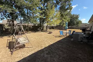 16293 Sun View Ln, Conroe, TX 77302 - Photo 18