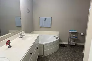 16293 Sun View Ln, Conroe, TX 77302 - Photo 10