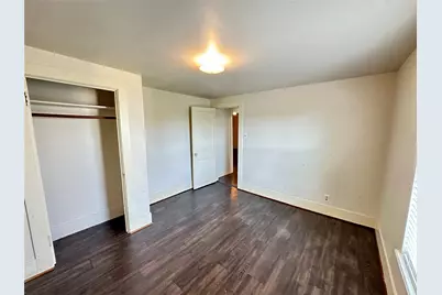 5306 Avenue O 1/2 #Rear, Galveston, TX 77551 - Photo 12