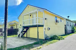 5306 Ave O 1/2, Galveston, TX 77551 - Photo 1
