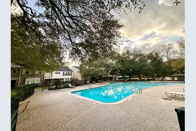 806 Wax Myrtle Lane, Houston, TX 77079 - Photo 34