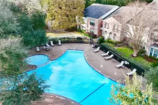 806 Wax Myrtle Ln, Houston, TX 77079 - Photo 36