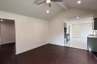 11026 Sandstone St, Houston, TX 77072 - Photo 6