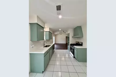 11026 Sandstone Street, Houston, TX 77072 - Photo 2