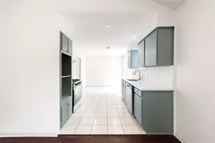 11026 Sandstone St, Houston, TX 77072 - Photo 10