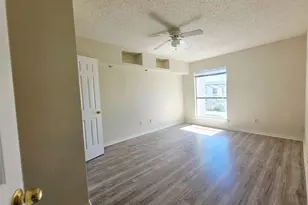 2826 S Bartell Dr, Houston, TX 77054 - Photo 12