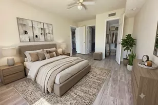2826 S Bartell Dr, Houston, TX 77054 - Photo 2