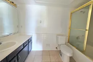 2826 S Bartell Dr, Houston, TX 77054 - Photo 14