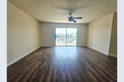 2826 S Bartell Drive #38, Houston, TX 77054 - Photo 6