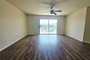 2826 S Bartell Dr, Houston, TX 77054 - Photo 6