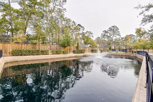 810 Remington Glade Dr, Houston, TX 77042 - Photo 32