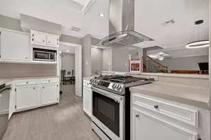 5507 Arncliffe Dr, Houston, TX 77088 - Photo 20