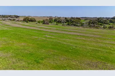 2301 E US Highway 90, Flatonia, TX 78941 - Photo 10