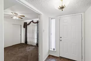 8611 Humphreys Dr, Houston, TX 77083 - Photo 4