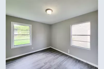 4909 Holloway Drive, Houston, TX 77048 - Photo 10