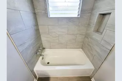 4909 Holloway Drive, Houston, TX 77048 - Photo 16