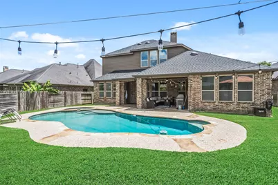 8109 Threadtail Street, Conroe, TX 77385 - Photo 2