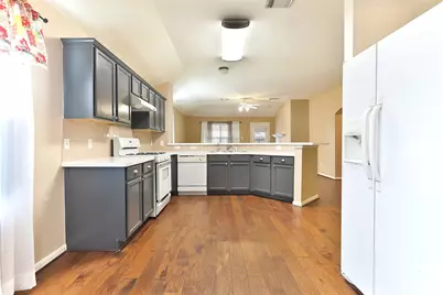 19627 Beachy Court Court, Katy, TX 77449 - Photo 8