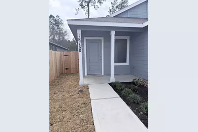 18760 Loom Dr, Conroe, TX 77306 - Photo 2