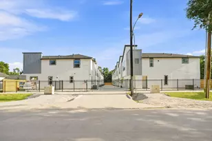 6051 Cebra St, Houston, TX 77091 - Photo 36