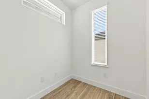 6051 Cebra St, Houston, TX 77091 - Photo 16