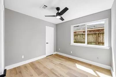 23323 Birnam Wood Boulevard, Spring, TX 77373 - Photo 16