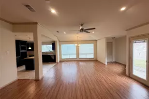 3607 Vineyard Dr, Houston, TX 77082 - Photo 10