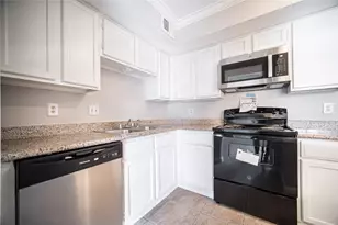 12329 Springcrest Dr, Houston, TX 77072 - Photo 4