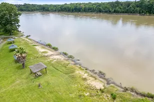 215 Center St, Cleveland, TX 77327 - Photo 30