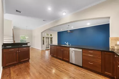 932 W 26th Street #B, Houston, TX 77008 - Photo 16