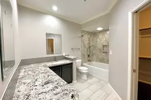 2111 Welch St, Houston, TX 77019 - Photo 12