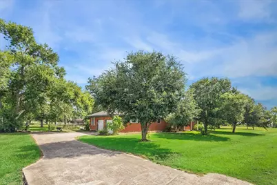 111 Chadwick, Bay City, TX 77414 - Photo 20