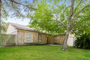 20142 Misty Pines Dr, Humble, TX 77346 - Photo 2