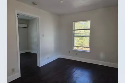 302 71st Street #2, Houston, TX 77011 - Photo 4