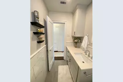 4705 Park Drive, Houston, TX 77023 - Photo 14