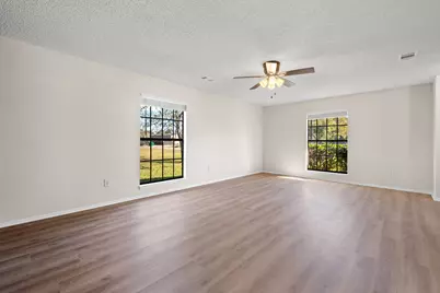 309 Danubina Street, Baytown, TX 77520 - Photo 4