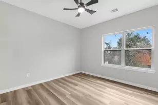 1319 W Bell St, Houston, TX 77019 - Photo 38