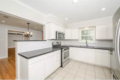 709 Inwood Drive, Bryan, TX 77802 - Photo 8